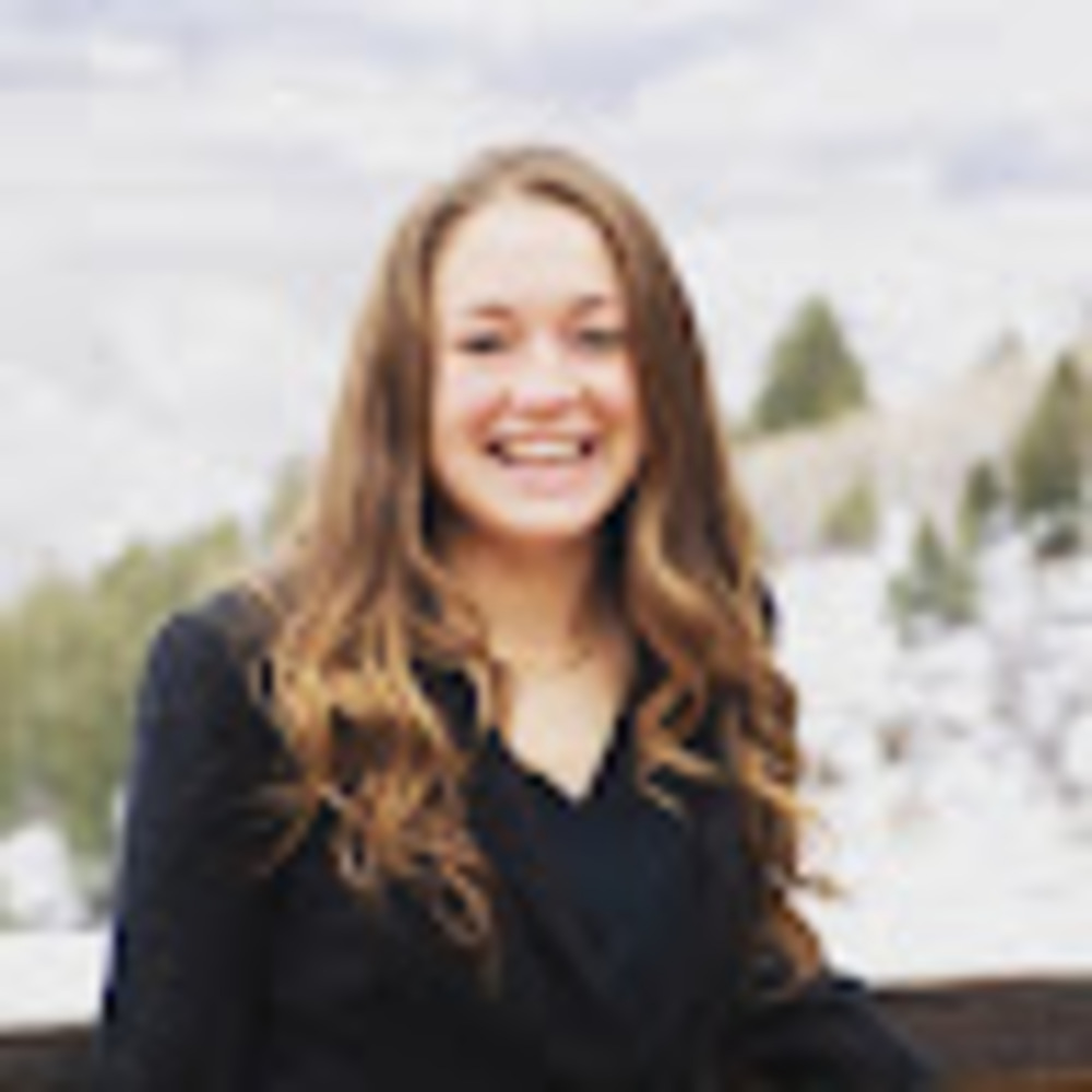 Meet your Posher, Liz